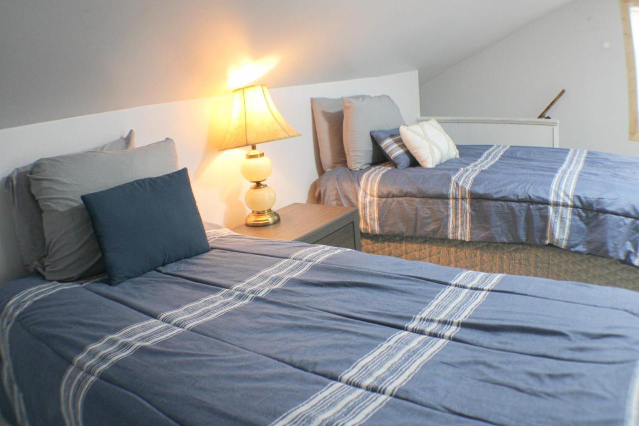 3 Bedroom Southside Pad - Sleeps 8 - Amazing Location Pittsburgh Exterior photo