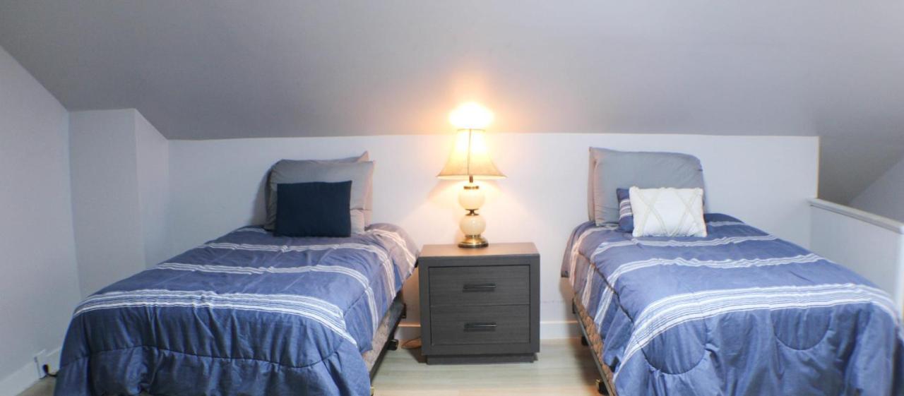3 Bedroom Southside Pad - Sleeps 8 - Amazing Location Pittsburgh Exterior photo